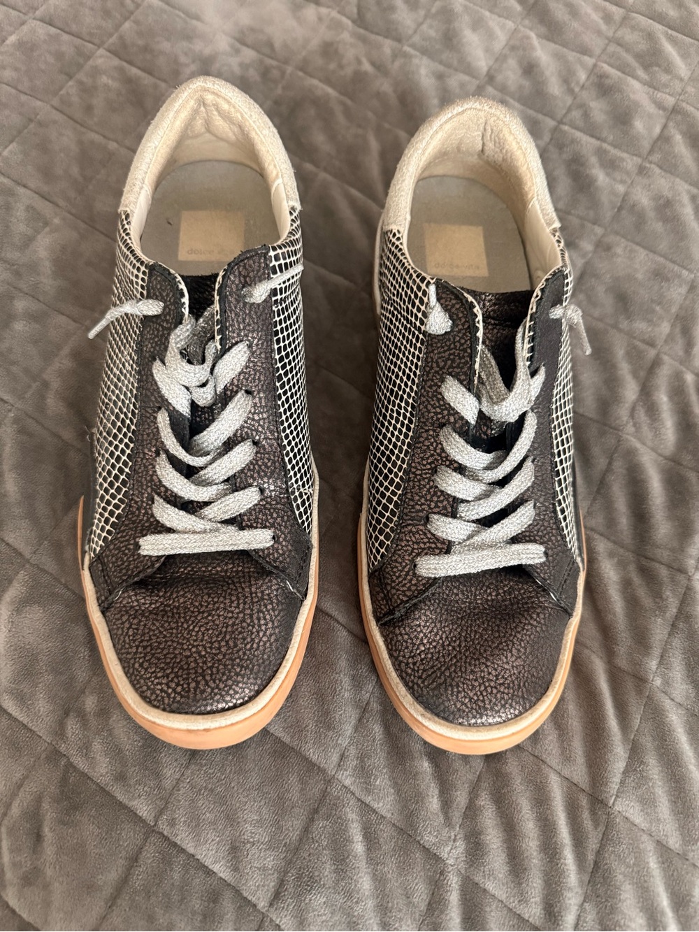 Dolce Vita Zina Sneakers-Black Textured Low-Top Sneakers with silver Laces